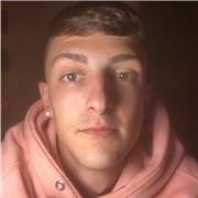 Ragazzo con esperienza nella lingua inglese, offre lezioni ai ragazzi delle elementari e medie